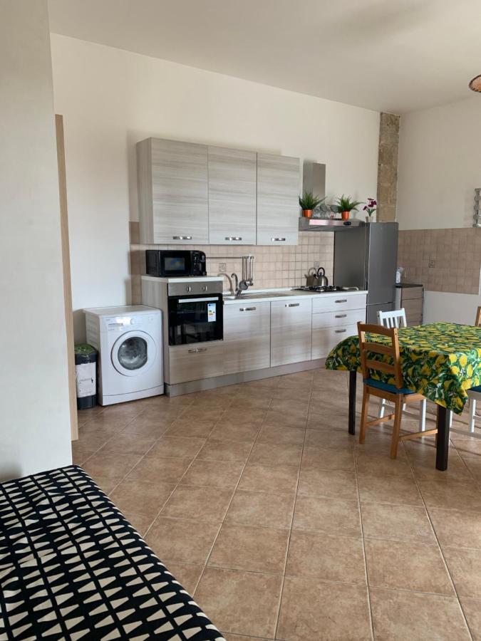 Agriturismoeloropizzuta Lido di Noto Buitenkant foto