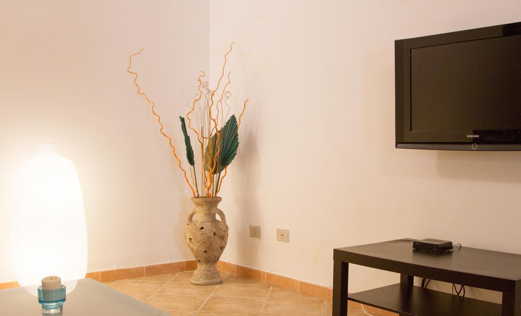 Agriturismoeloropizzuta Lido di Noto Buitenkant foto