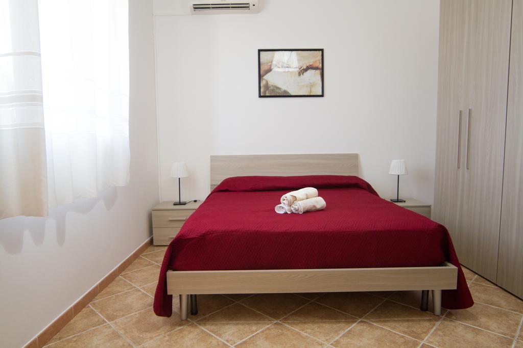 Agriturismoeloropizzuta Lido di Noto Buitenkant foto