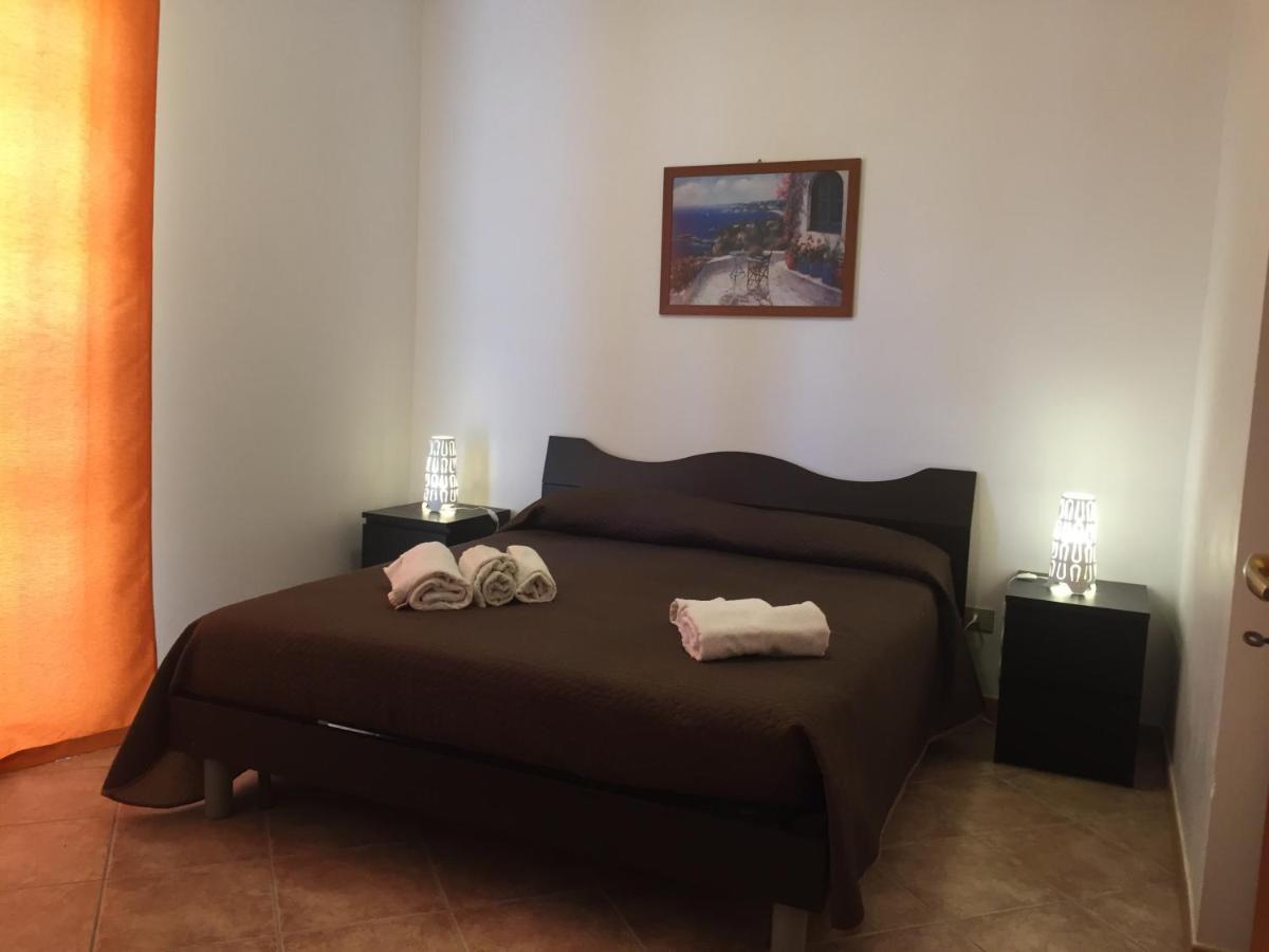 Agriturismoeloropizzuta Lido di Noto Buitenkant foto
