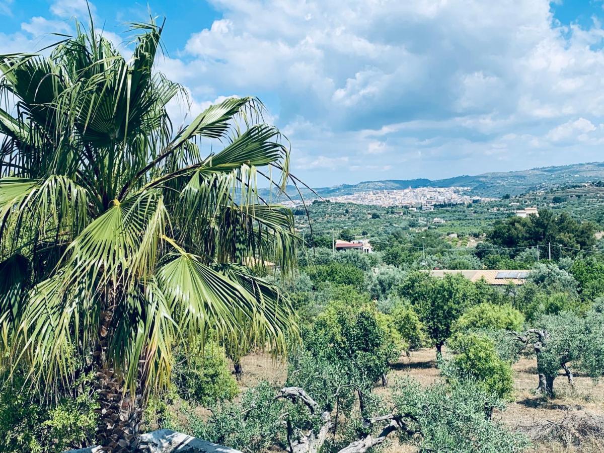 Agriturismoeloropizzuta Lido di Noto Buitenkant foto
